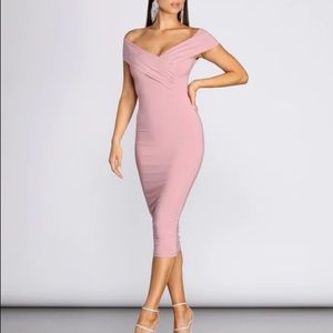 ALANI FORMAL OFF THE SHOULDER DRESS